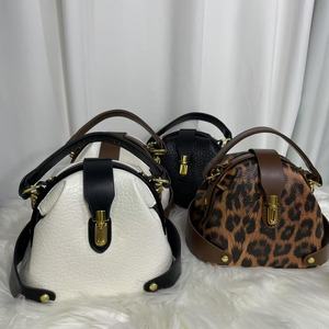 Petit sac à bandoulière en PU, simple et élégant, sac à main décontracté pour femmes, sac bandoulière quotidien - Product Image 5