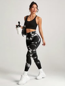 Leggings de Yoga con Estampado de Galaxia para Mujer |   Mallas de gimnasio con estampado de nebulosa cósmica |   Pantalones Deportivos de Cintura Alta en Poliéster y Elastano - Product Image 6