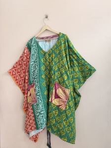 Lote al por mayor de blusas hechas a mano estilo Kantha Boho de corte asimétrico para mujer - Product Image 4
