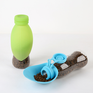 Portable Pet Feeding Bottle <b>Leaf</b> Shaped Silicone Feeder Outdoor Travel Use - Product Image 2