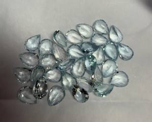 Piedra Preciosa de Aguamarina Natural AAA+++ Corte Esmeralda en Forma de Pera 8x6MM Facetada |   Piedra de Aguamarina Azul Suelta para Joyería y Venta al por Mayor - Product Image 3