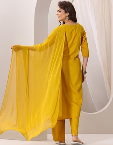 Salwar Kameez de Seda Bordado con Lentejuelas KV Mustard, Traje Tradicional para Fiesta con Pantalón y Dupatta, Sin Arrugas y Reversible - Product Image 3