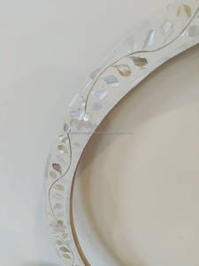 Miroir décoratif moderne de luxe avec incrustation d'os pour les maisons Design Art déco pour l'architecture traditionnelle et moderne - Product Image 2