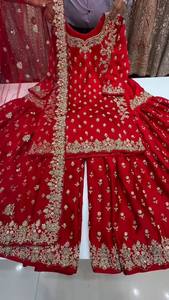 Ensemble Sharara en soie Chinon rouge brodé avec dupatta en filet et bordure en dentelle - Product Image 5