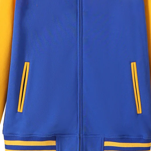 Chaqueta Universitaria de Lana Sigma Gama Rho con Bordado de Logotipo Personalizado, Color Azul Rey y Dorado, para Mujer, Resistente al Viento, Calefactable, 100% Lana - Product Image 6