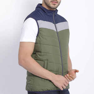 Chaleco Acolchado para Hombre, Color Verde Oliva con Rayas Azul Marino, Paneles de Poliéster en los Hombros, Sin Mangas, Cuello Acolchado, Térmico, Resistente, para Invierno - Product Image 3