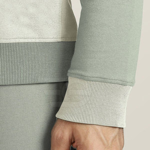 Conjunto deportivo para hombre diseñado para flexibilidad, comodidad y transpirabilidad durante el entrenamiento o uso casual. - Product Image 5