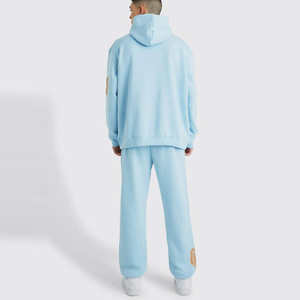 Survêtement streetwear pour homme en molleton 100% coton, broderie chenille et délavage acide, respirant, fabriqué par un fabricant OEM. - Product Image 2