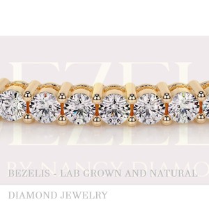 Elegante Brazalete con Diamantes Cultivados en Laboratorio, Oro Sostenible, Accesorio de Lujo para Uso Diario - Product Image 4