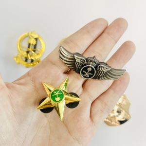 Épingles à revers personnalisées de haute qualité avec logo, badges en métal, broches, écussons pour uniformes et blazers - Product Image 6