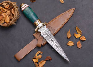 Cuchillo de hoja fija nuevo, hecho a mano, de acero de Damasco, tipo Dogger, con mango de resina verde, el mejor cuchillo de supervivencia coleccionable, cuchillo de caza. - Product Image 2