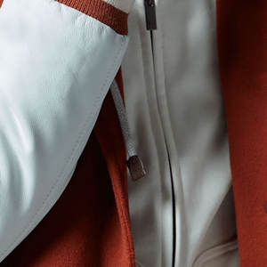 Chaqueta Varsity Personalizable con Logotipo Frontal y Cuello Alto para Hombre, Tallas Grandes, Venta al Por Mayor 2026 - Product Image 4