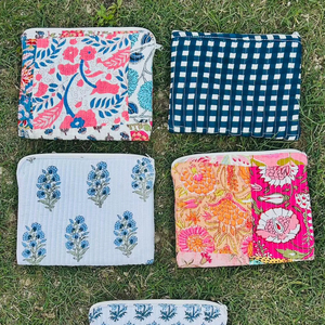 Bolsa de Cosméticos Acolchada Hecha a Mano, Bolsa de Maquillaje de Algodón, Organizador de Viaje con Cierre para Mujer, Producto Hecho a Mano al por Mayor - Product Image 1