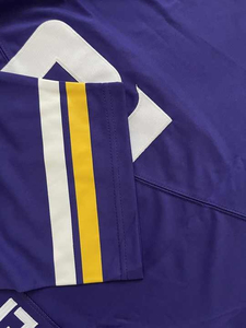 Maillot de football américain sur mesure de qualité supérieure, 100 % polyester, avec logos brodés personnalisés - Product Image 4