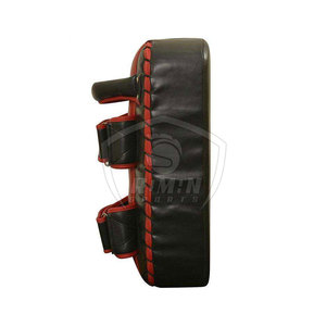 Almohadillas de Entrenamiento de Kickboxing Tailandés Hechas a Medida de Alta Calidad, Almohadillas Tailandesas de Cuero, Marca Privada, Colores y Diseño Personalizados - Product Image 4