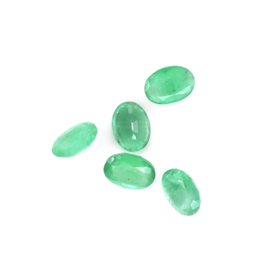 Émeraudes zambiennes naturelles, ovales calibrées 5x7mm, pierres précieuses facettées naturelles, prêtes à l'emploi pour la création de bijoux. - Product Image 3