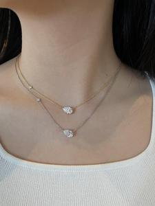 Collar con Colgante de Moissanita Brillante en Forma de Luna Plateada de Lujo ZAWO HOUSE, Cadena Chapada en Oro y Rodio para Regalo de Boda o Fiesta - Product Image 6