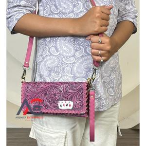 Nouveau Portefeuille Trifold pour Femme en Cuir de Vachette Véritable Fait Main, Fermeture Magnétique, Sac à Bandoulière Pochette, Vente en Gros Directe Usine - Product Image 1