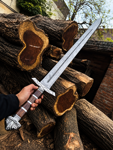 Épée viking en acier damas forgé à la main avec fourreau en bois, design antique plaqué argent, objet de collection artistique - Product Image 3