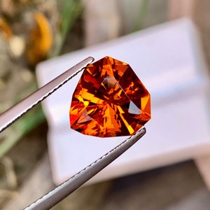 พลอยซิทรินรูปหัวใจเหลี่ยมเพชรพลอยสีเหลืองทองธรรมชาติ คุณภาพพรีเมียมสำหรับทำเครื่องประดับ - Product Image 6