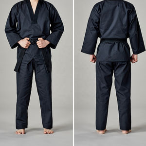 Tenue d'entraînement de Taekwondo avec options de logo personnalisé, légère et durable, idéale pour les écoles, les gymnases et la pratique quotidienne - Product Image 2