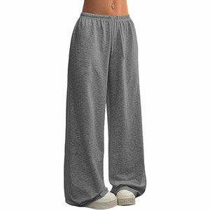 Pantalon de jogging gris oversize pour femme avec taille élastique, coupe décontractée, en molleton doux, idéal pour la gym, l'entraînement, la détente et les activités sportives - Product Image 1