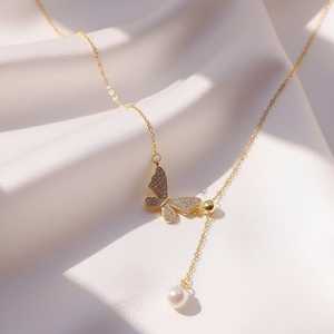 Colgante de mariposa chapado en oro y plata Hallmark, joyería casual de latón con diamante ovalado engastado en bisel - Product Image 2
