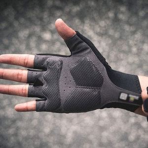 Gants de cyclisme en cuir anti-vibrations, demi-doigts noirs, pour hommes, pour la conduite à vélo, offrant une dextérité et une sécurité accrues - Product Image 6
