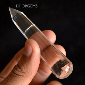 Torre de Cuarzo Transparente Cristalino de 36 Caras, Punta Tallada de Cristal Curativo, Torre de Cuarzo del Himalaya, Regalo de la India - Product Image 1