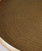 Plateau en fer d'aluminium patiné intemporel avec bord rustique en laiton pour l'amélioration de la présentation de la décoration de la maison de mariage - Product Image 6