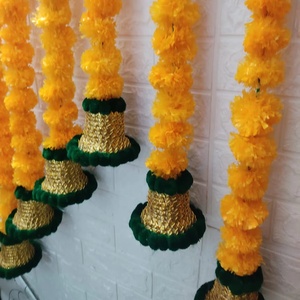 Guirnalda de caléndula artificial con campana hecha a mano Genda Mala con Gota Pom Bell cuerdas para Ganesh Chaturthi Pongal Navratri - Product Image 1
