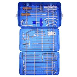 Juego de Instrumentos Profesionales para Cirugía Ortopédica de Columna Vertebral, Acero Inoxidable, Mangos Plateados en Contenedor de Esterilización - Product Image 1