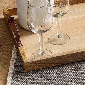 Plateau de service en bois naturel de luxe en gros pour hôtels, avec élégantes poignées en cuir marron et grain de bois artisanal - Product Image 5