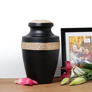 Urne funéraire de luxe pour animaux de compagnie, forme goutte d'eau, noire avec bande dorée, en polyrésine durable, pour commémorations d'animaux. - Product Image 4