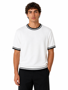 Camiseta de punto para hombre con ribete en contraste, cuello redondo, manga corta, estilo casual, corte ajustado, ligera, transpirable, mezcla de algodón, elegante, para verano - Product Image 1