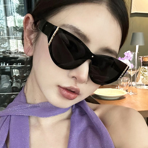 Full Rim <b>Square</b> Cat-Eye <b>Sunglasses</b> UV400 Protection Comfortable Gold Korean Style Popular Douyin Xiaohongshu Retro One-Piece - Product Image 3