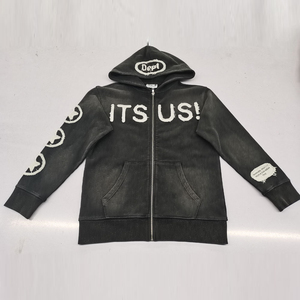 Sudadera con capucha doble de felpa francesa 100% algodón de 420 g/m² con diseño personalizado para hombre, estampada, con pedrería y patchwork. - Product Image 1
