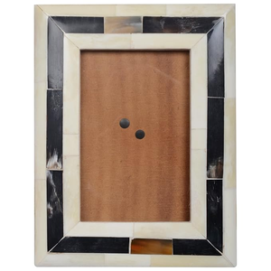 Cadre photo artisanal en os incrusté à rayures noires et blanches, design rectangulaire vertical de 4x4 à 8x10 pouces pour décoration de table - Product Image 6