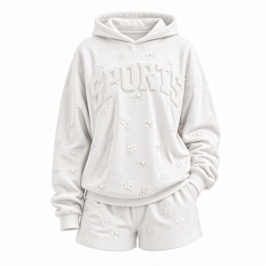 Ensemble sweat à capuche et short blanc pour femme, motif floral en relief, coupe ample, tenue sportive deux pièces, broderie 3D, toutes saisons - Product Image 1