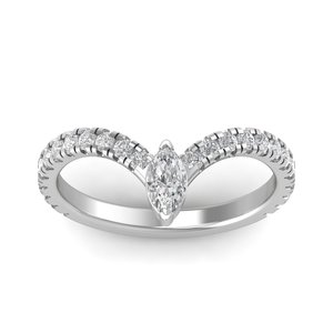 High demanding wedding <b>ring</b> with customised size and design made up of high quality silver for engagement - Product Image 1