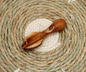 Wooden Manual Lemon Reamer Juicer Dishwasher Safe <b>Kitchen</b> <b>Accessory</b> - Product Image 3