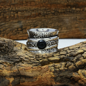 Black Onyx Natural Gemstone Solid 925 Sterling Silver Handmade Oval Cut Bohemian Style <b>Spinner</b> Wedding <b>Ring</b> For Her - Product Image 4