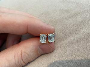 Pendientes Elegantes de Moissanita y Diamante Esmeralda, Chapados en Oro con Plata de Ley 925, Joyería Solitaria para Regalo de Enamorados - Product Image 5