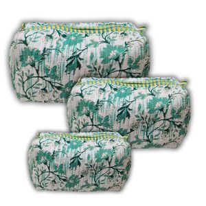 Ensemble de 3 trousses de toilette et de maquillage multifonctionnelles pliables en coton 100% matelassé BLOCKPRINT ART, écologiques et durables - Product Image 1