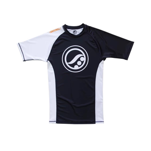 OEM Rashguard à manches courtes pour homme, T-shirt de compression pour la gym, Haut d'entraînement sublimé avec logo personnalisé, Séchage rapide, Fabricant Pakistan - Product Image 6