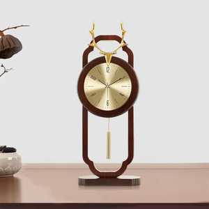 Reloj de Escritorio Geométrico Metálico, Acabado Rústico en Bronce Turquesa, Diseño Industrial Moderno, Artesanía Artística, Elegante - Product Image 6