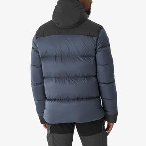 Veste matelassée à capuche pour homme, couleur unie, hiver, chaude, rembourrage en polyester, extérieur en polyester, logo sur le devant, coupe décontractée - Product Image 6