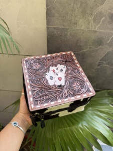 2026 Latest Fashion Hand Tooled Leather Big Storage Box Organizer Handmade Makeup Box Square Cowhide Organizer Box - Product Image 2