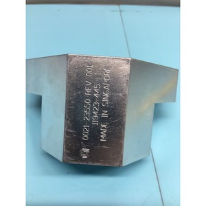 AMAT 0021-23550 Collecteur d'entrée, Modèle 130273 - Équipements et pièces semi-conductrices d'occasion fiables à l'échelle mondiale chez - Product Image 3