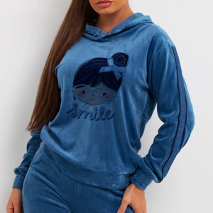 Conjunto Deportivo de Terciopelo Azul para Mujer con Capucha y Estampado de Personajes, Pantalones Largos con Bolsillos Laterales, Ropa Casual de Otoño - Product Image 3